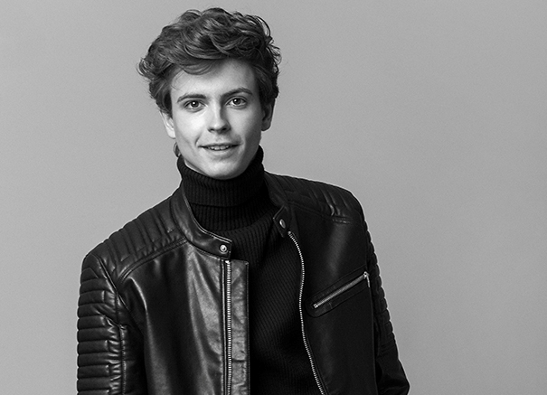 CARLOS SOLÃS 10